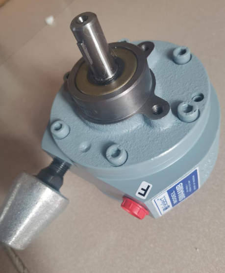 齿轮气动马达的壳体与消声